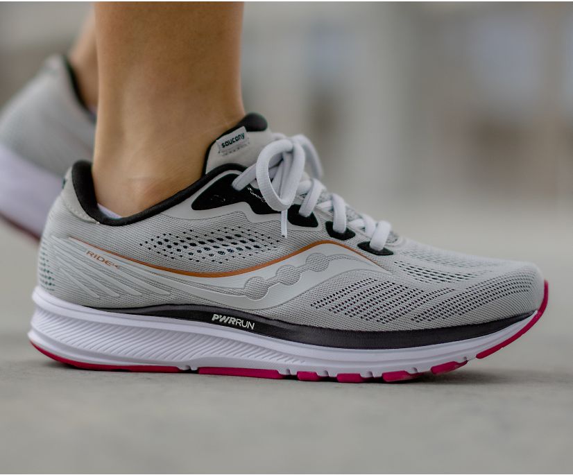 Women's Saucony Ride 14 Wide Running Shoes Grey / Pink | Singapore 202ZUTG